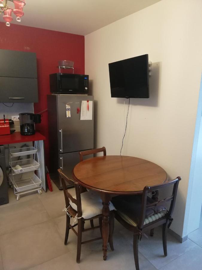 Appartement De Plain Pied Dans La Verdure Yerres Εξωτερικό φωτογραφία