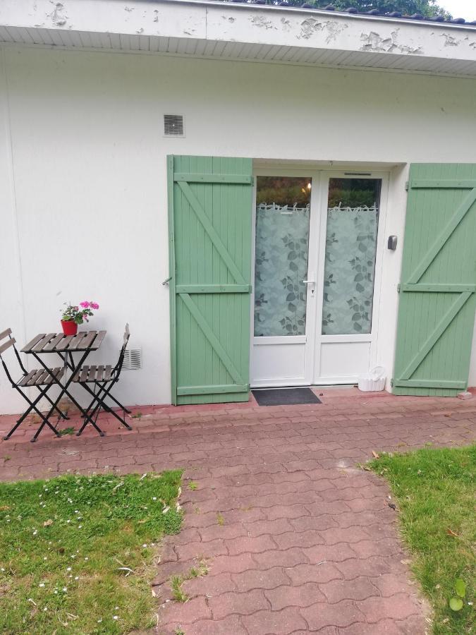 Appartement De Plain Pied Dans La Verdure Yerres Εξωτερικό φωτογραφία